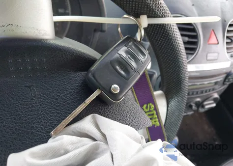 2008 Volkswagen New Beetle S из США, поврежденный, VIN 3VWPW31C48M509778